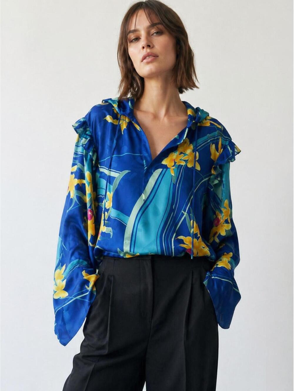 NWT Vetements Pret A Porter 2018 Hooded Blouse Size S